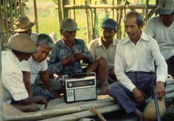 radio farmers2