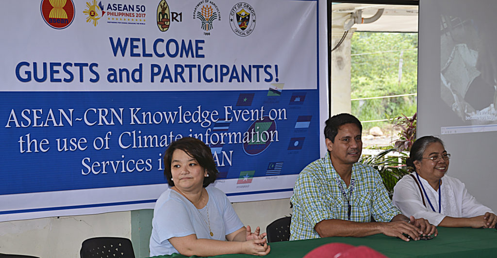 Ormoc City Mayor Hon. Richard Gomez (center) is joined by Ms. Hazel Tanchuling (R1) (left) and Dr. Margaret Yoovatana (right) (photo by ICCAFC Ormoc )